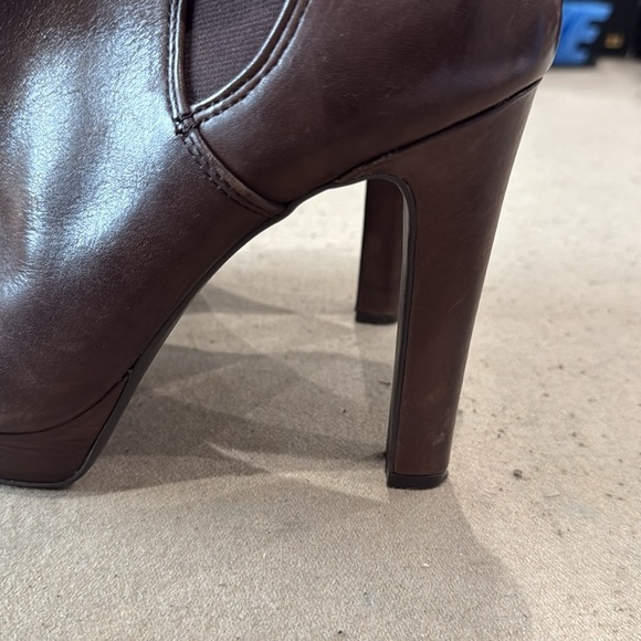 Gianni Bini Elegant Brown Ankle Boots- 5 inch heel - Picture 4 of 6